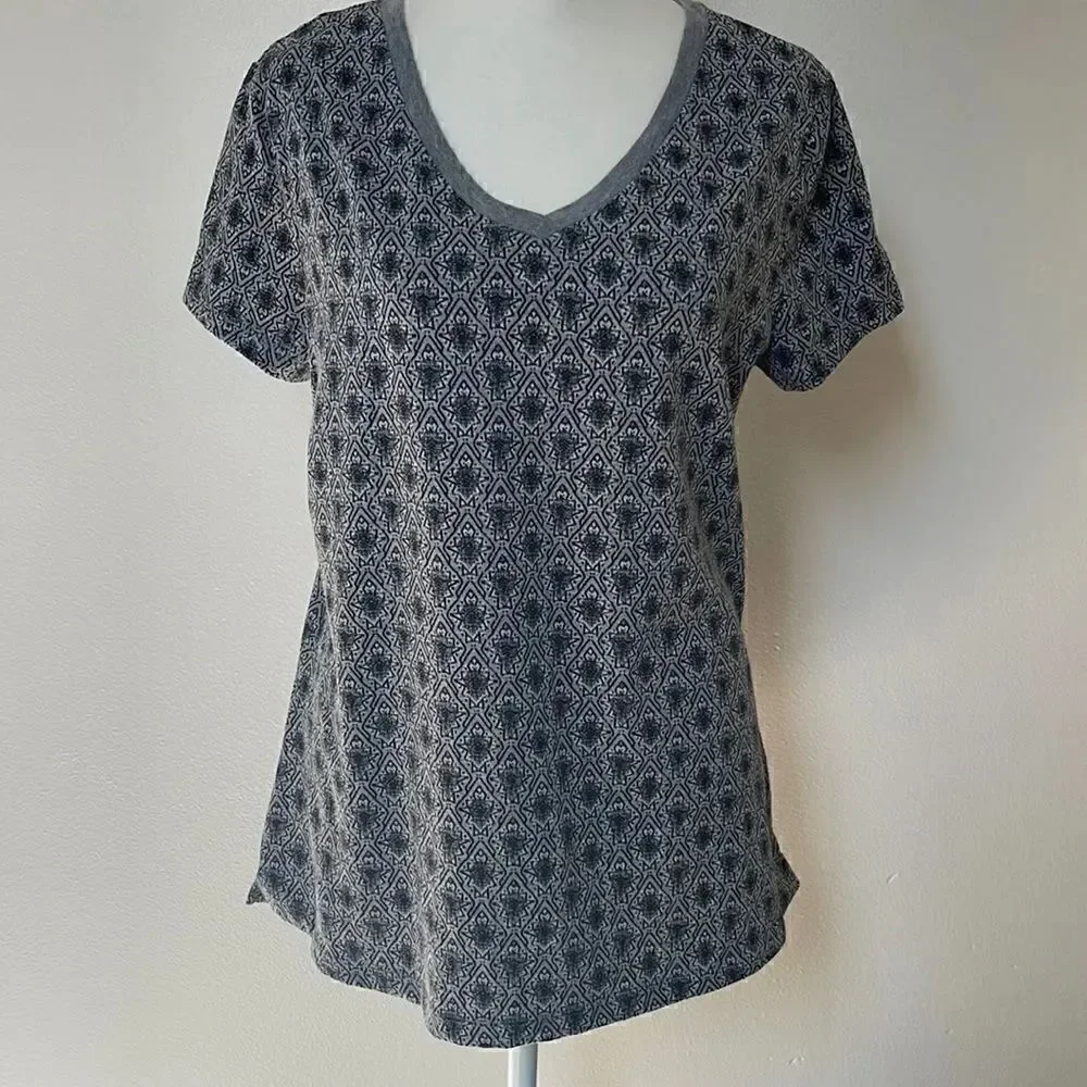 Great Northwest Indigo V-neck T-shirt.  Size Medium.